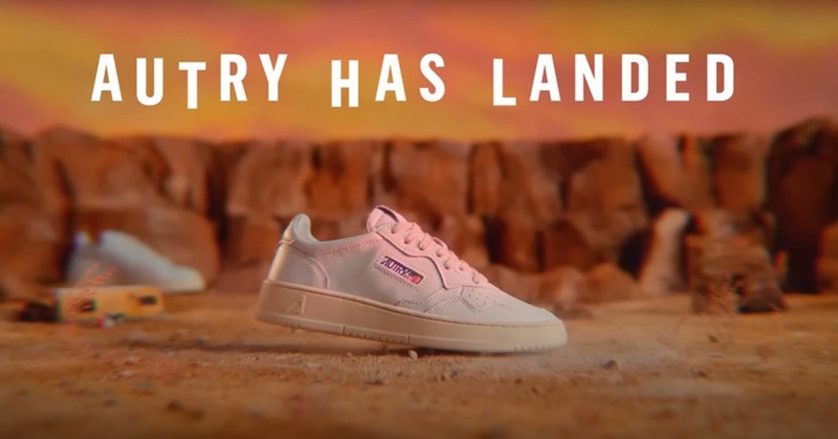 AUTRY｜SNEAKERS (ADLM NG01) Autry Medalist Low Sneakers In Meteorite Napa Leather